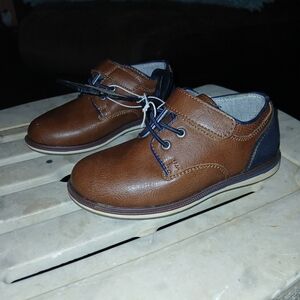 Little Kids Brown Leather Shoes Size 5T